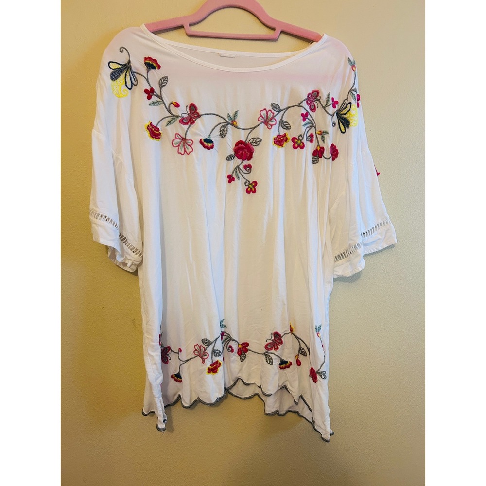 Embroidered Floral Blouse Womens One Size White Excellent Boho Scalloped Hem